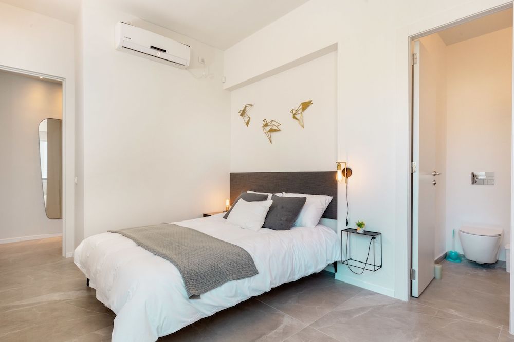 undefined Stylish Apartment with Cozy Vibes by Sea N Rent 8