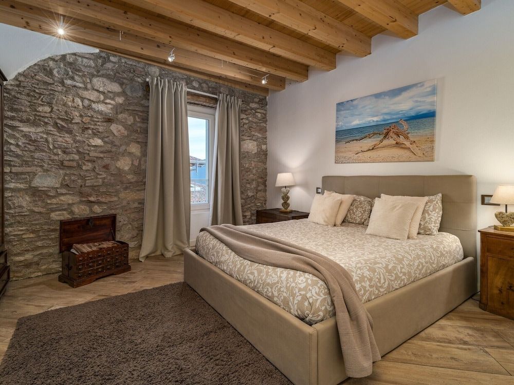 Vista Lago Double Room (Le Bore) 2