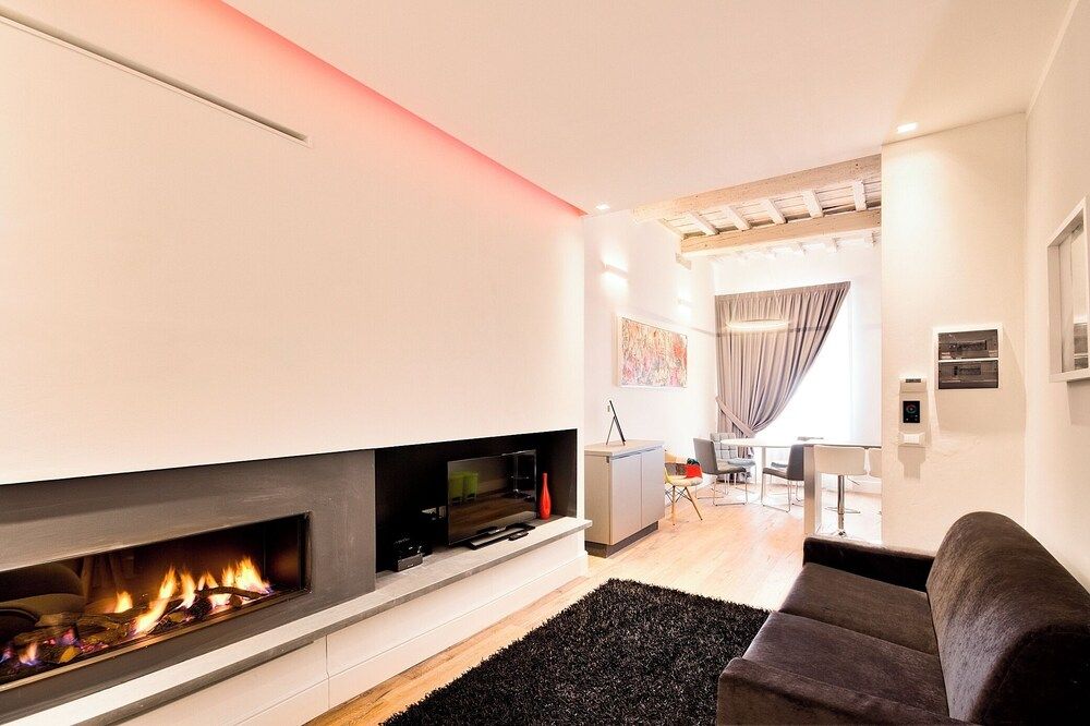 Mamo Florence – San Zanobi Apartments One Bedroom Apartment with Terrace 11