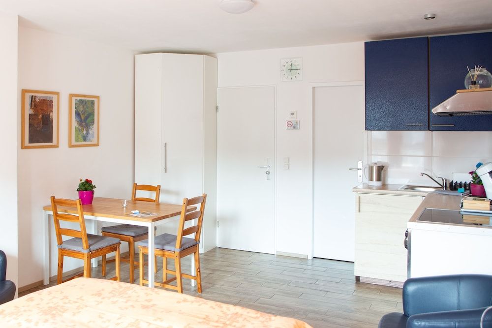 undefined Apartment11 Thüringer 9