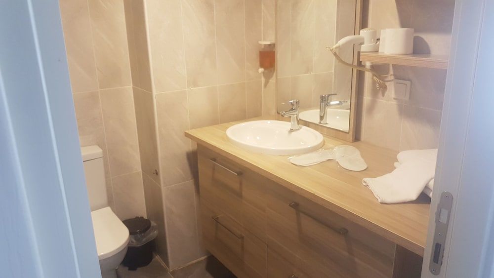 undefined Rental Suit 8