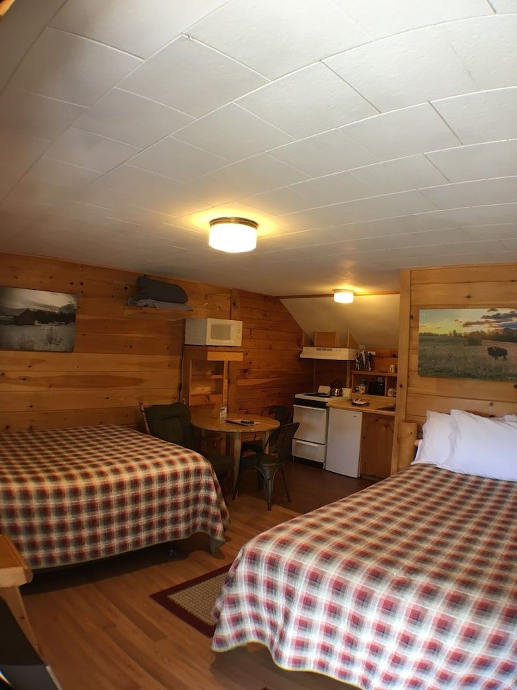 Mountain View Motel & Campground Standard Studio Suite 8
