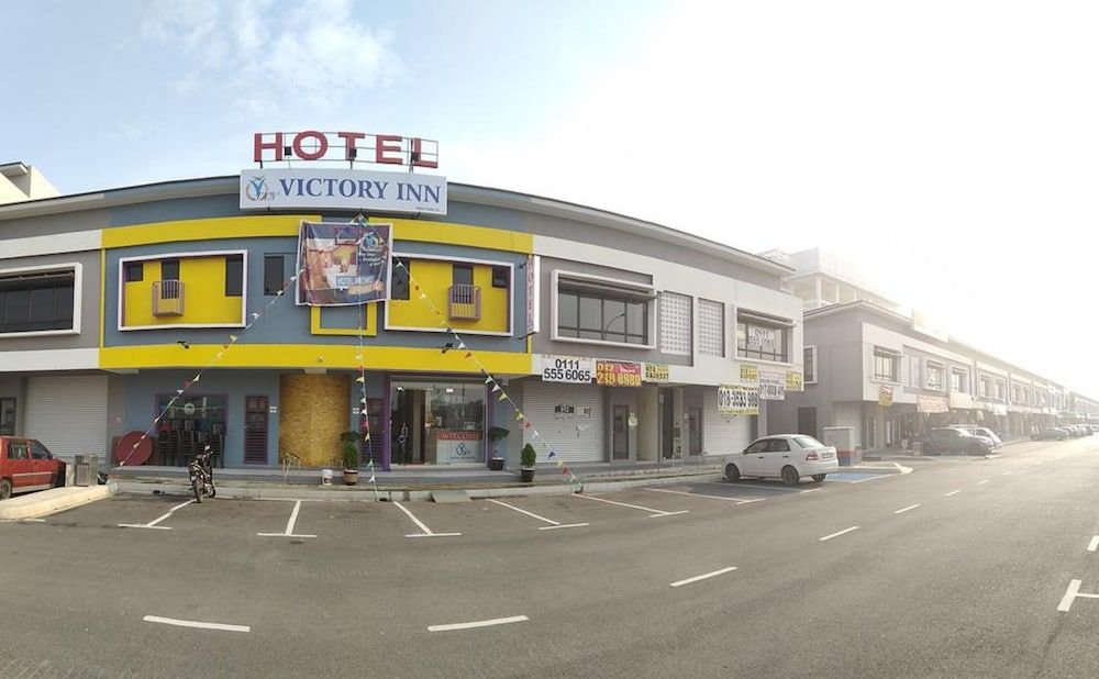 undefined Victory Inn 8