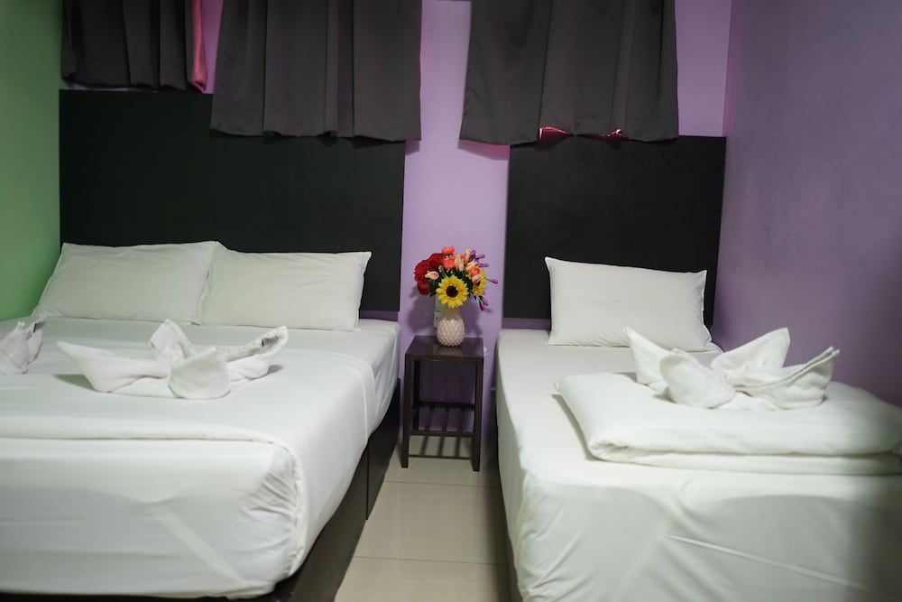 undefined Victory Inn 4