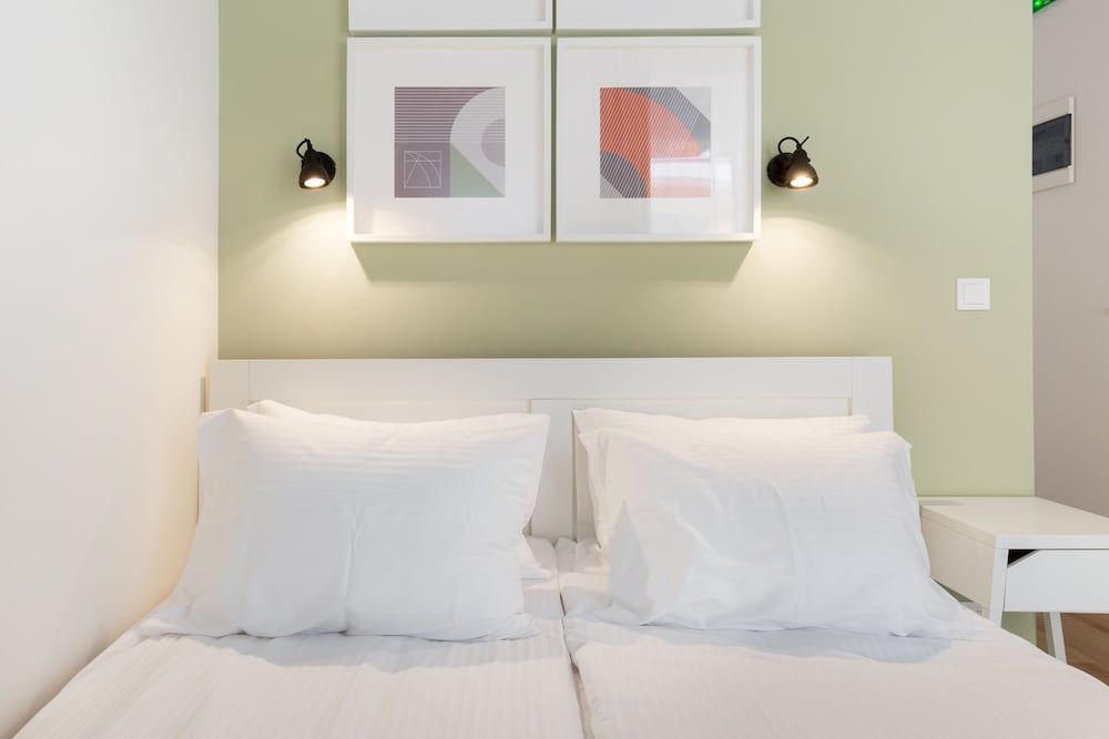 Dinostratus House Standard Studio, 1 Queen Bed, Non Smoking, City View 8