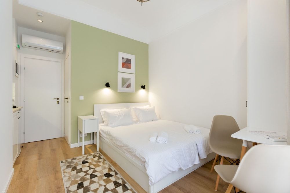 undefined Dinostratus House 5