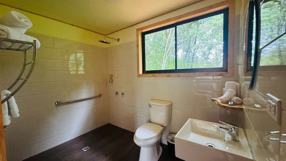 Toucanet Lodge Standard Triple Room 14