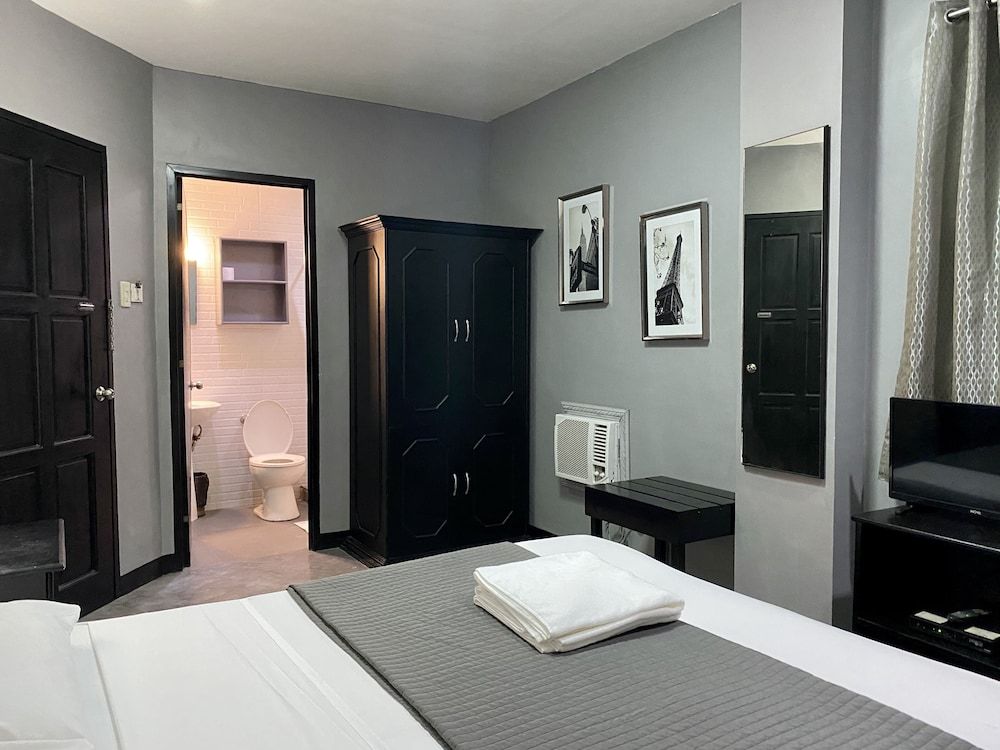 Hotel Capada Matrimonial Room w/ Balcony 4