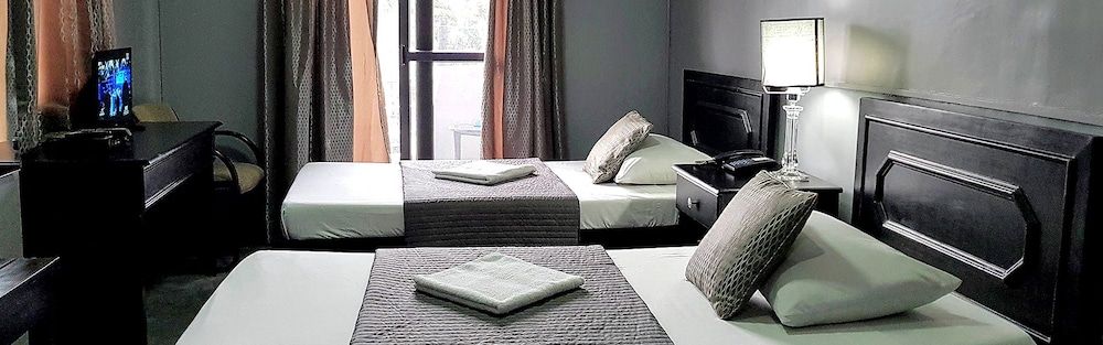 undefined Hotel Capada 2