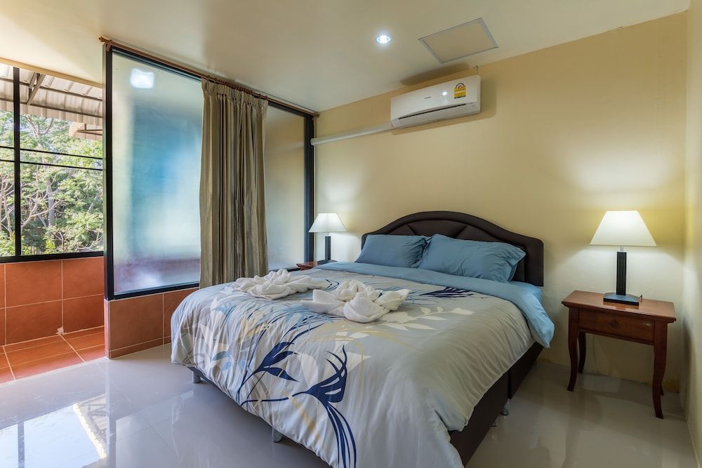 Chiangrai Lake Hill Resort Suite, 1 Double Bed, Non Smoking