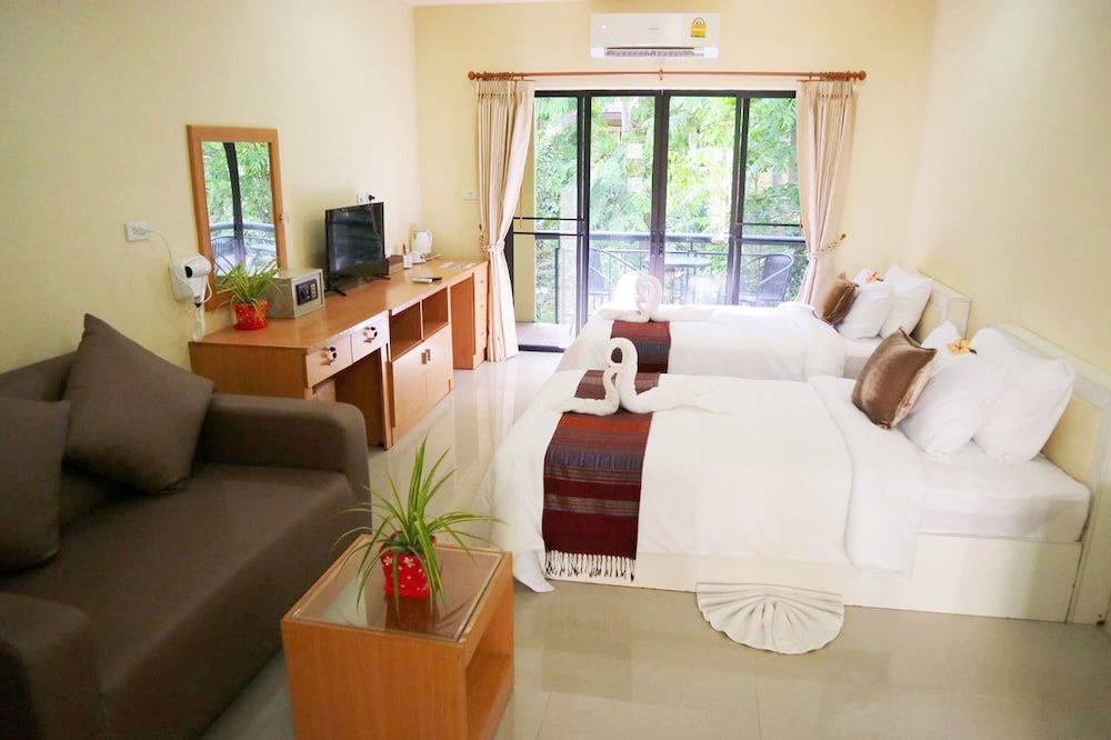Chiangrai Lake Hill Resort Deluxe Twin Room, 2 Twin Beds, Non Smoking 3