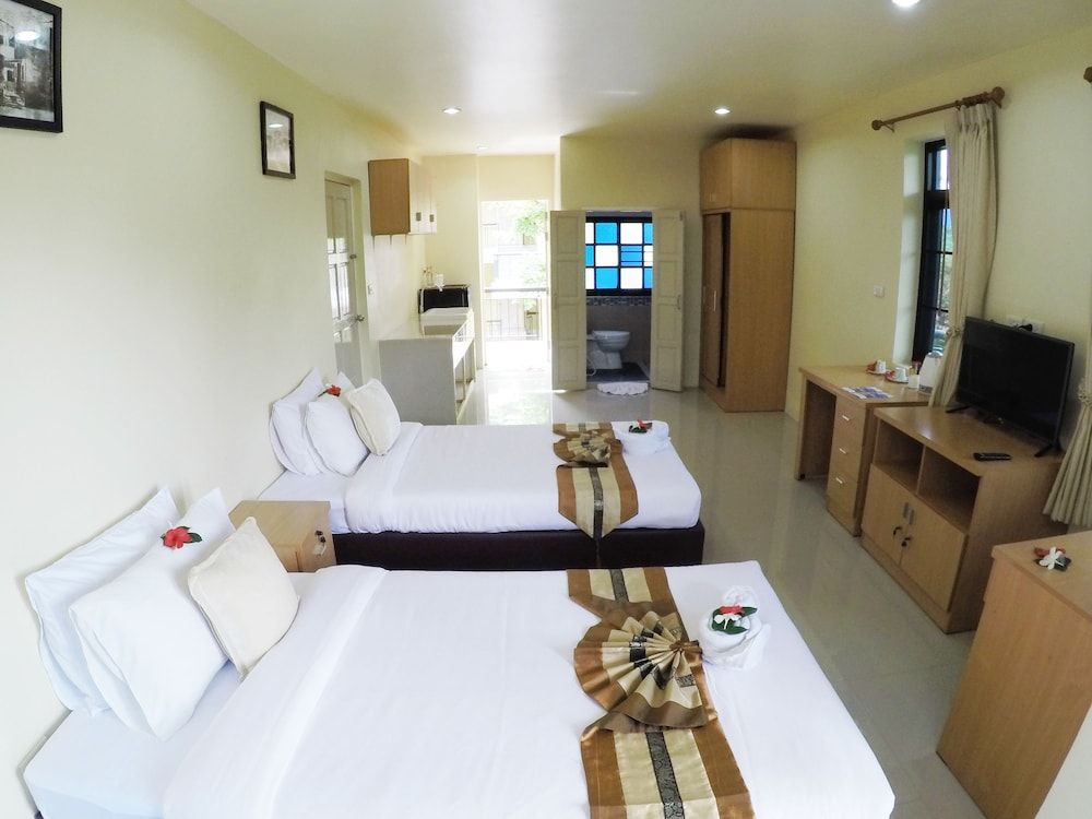 Chiangrai Lake Hill Resort Deluxe Twin Room, 2 Twin Beds, Non Smoking 10