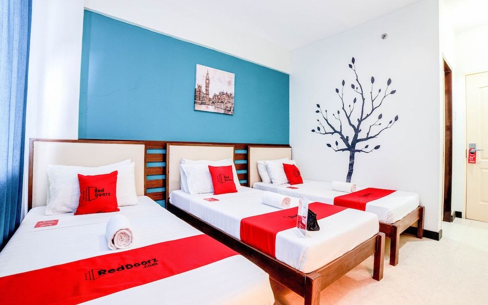 undefined RedDoorz Plus near Rizal Junction
