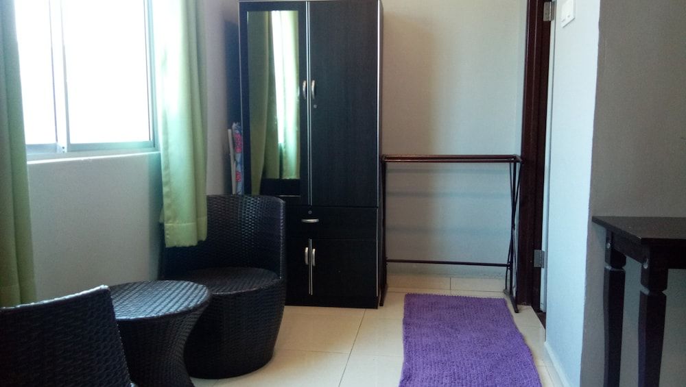 undefined Dlima Beach Inn 10