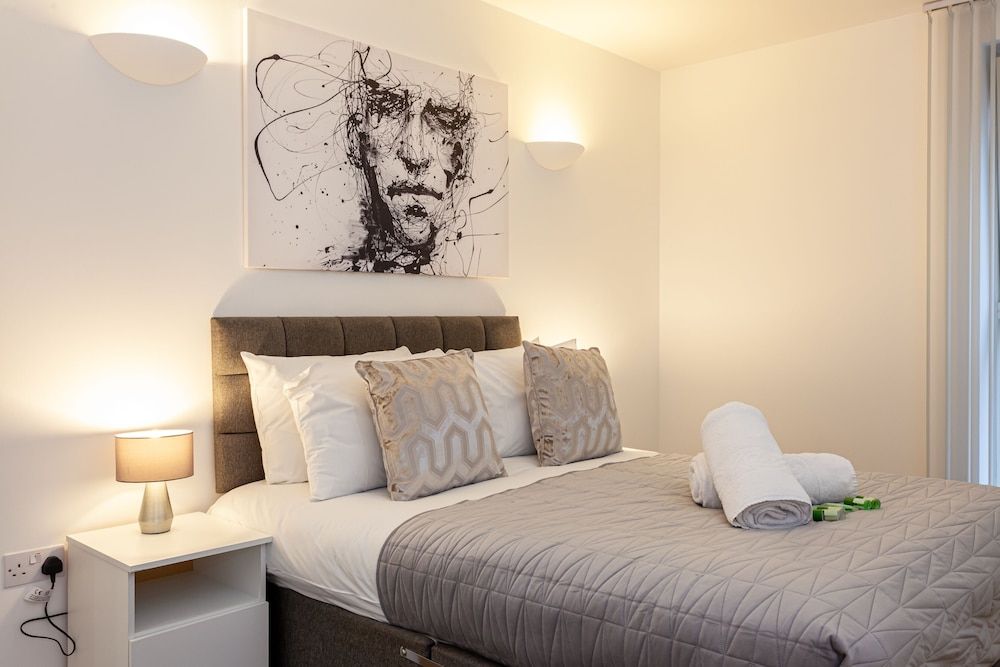 Skyline by Resify City Apartment, 2 Bedrooms, Kitchen, City View 7