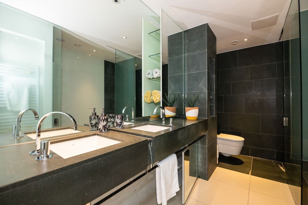 Skyline by Resify City Penthouse, 3 Bedrooms, Kitchen, City View 28