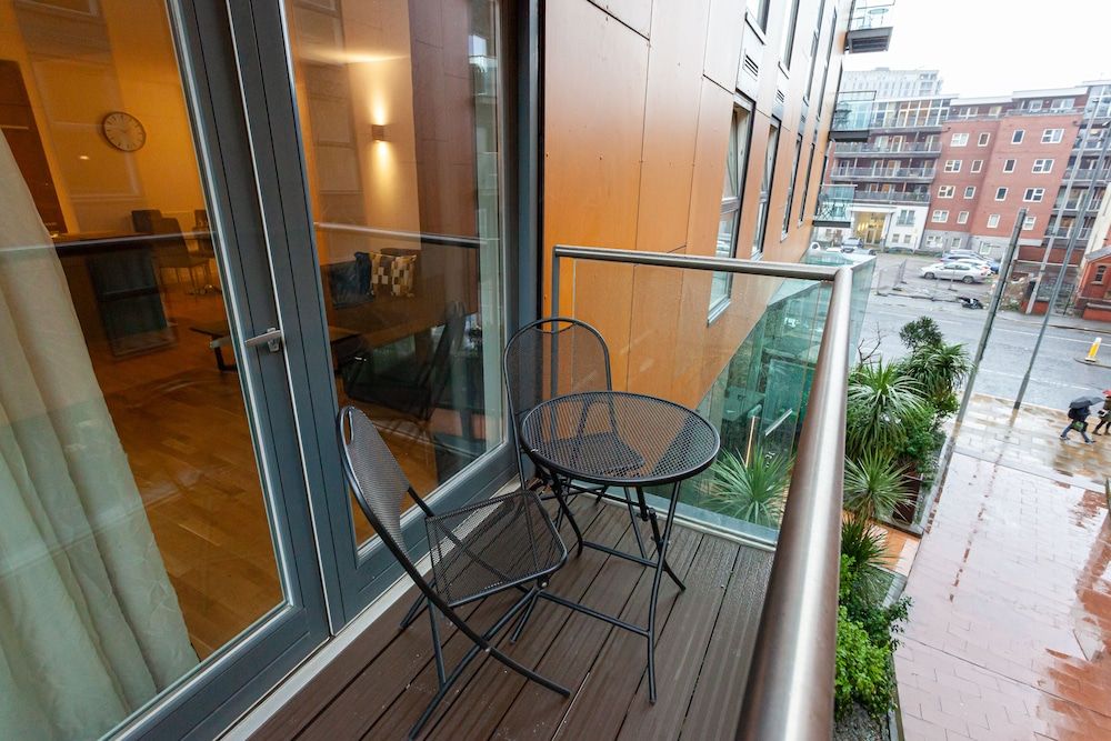 Skyline by Resify City Apartment, 2 Bedrooms, Kitchen, City View 15