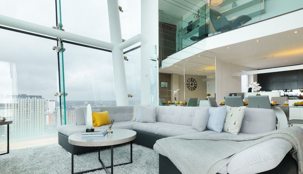 Skyline by Resify City Penthouse, 3 Bedrooms, Kitchen, City View 17