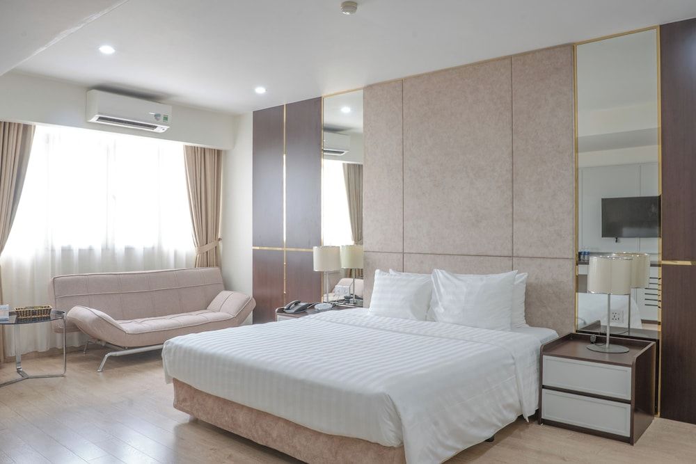 Bao Son International Hotel Deluxe Double Room (with Window) 2