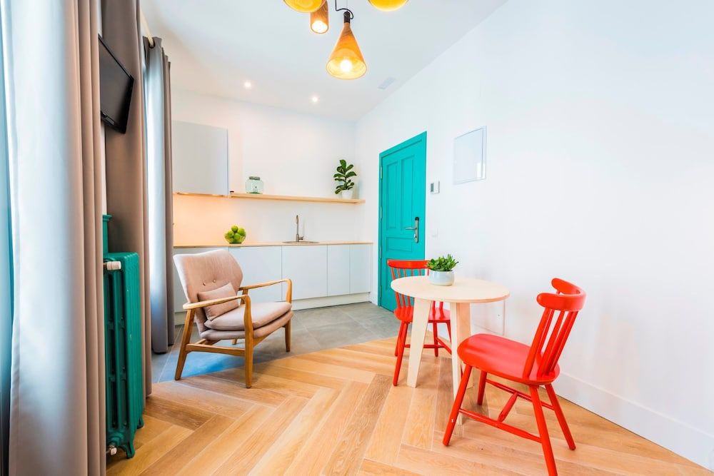 undefined Be Mate Gran Vía Suites 5