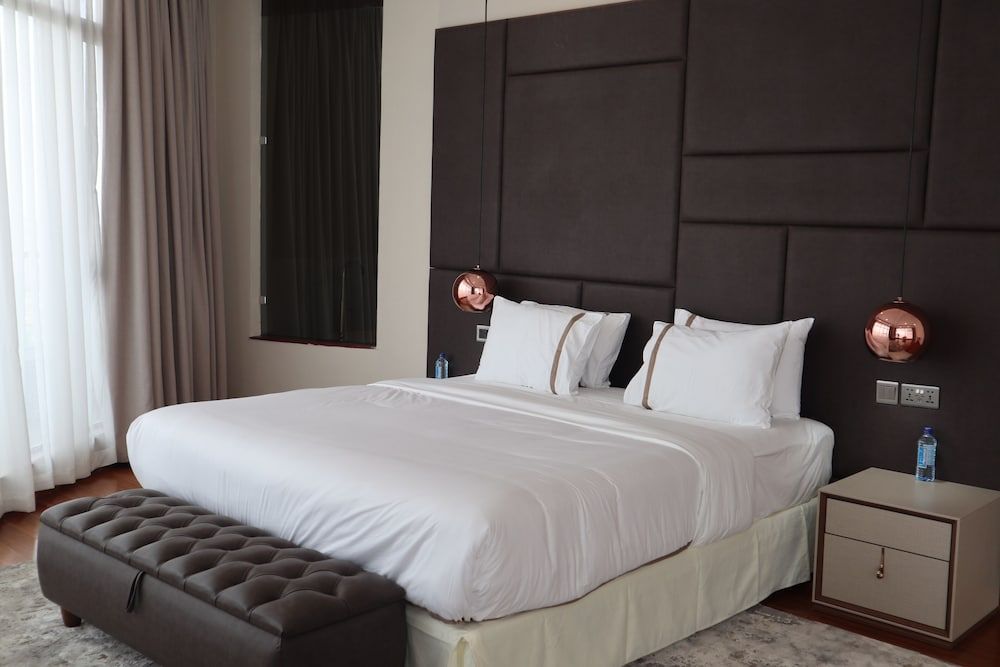 undefined The Curve by the Park Apartments 5