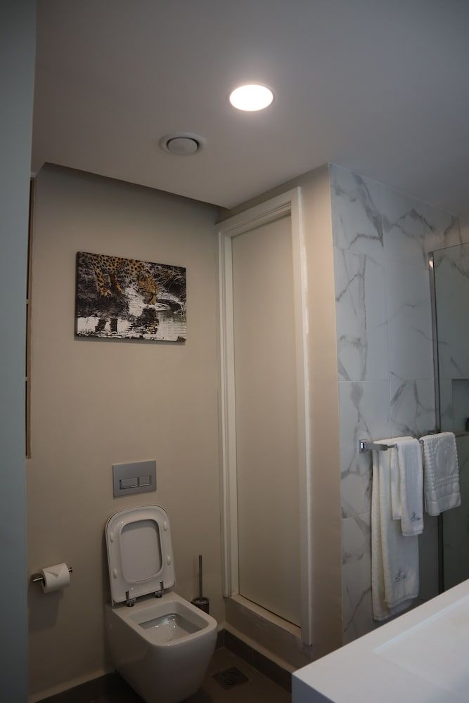 undefined The Curve by the Park Apartments 8