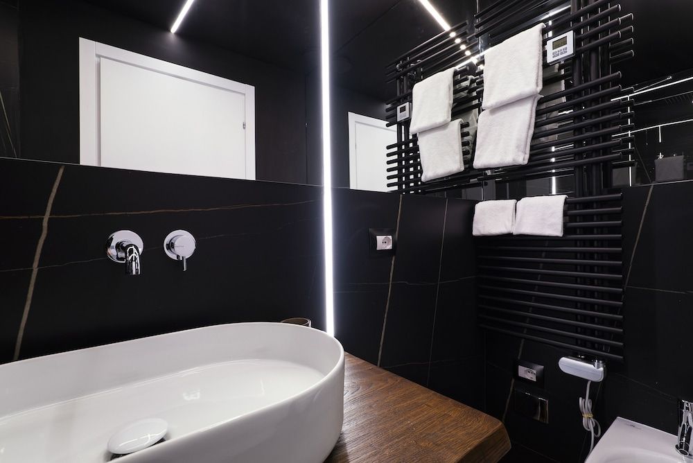 undefined Artemide GuestHouse 10