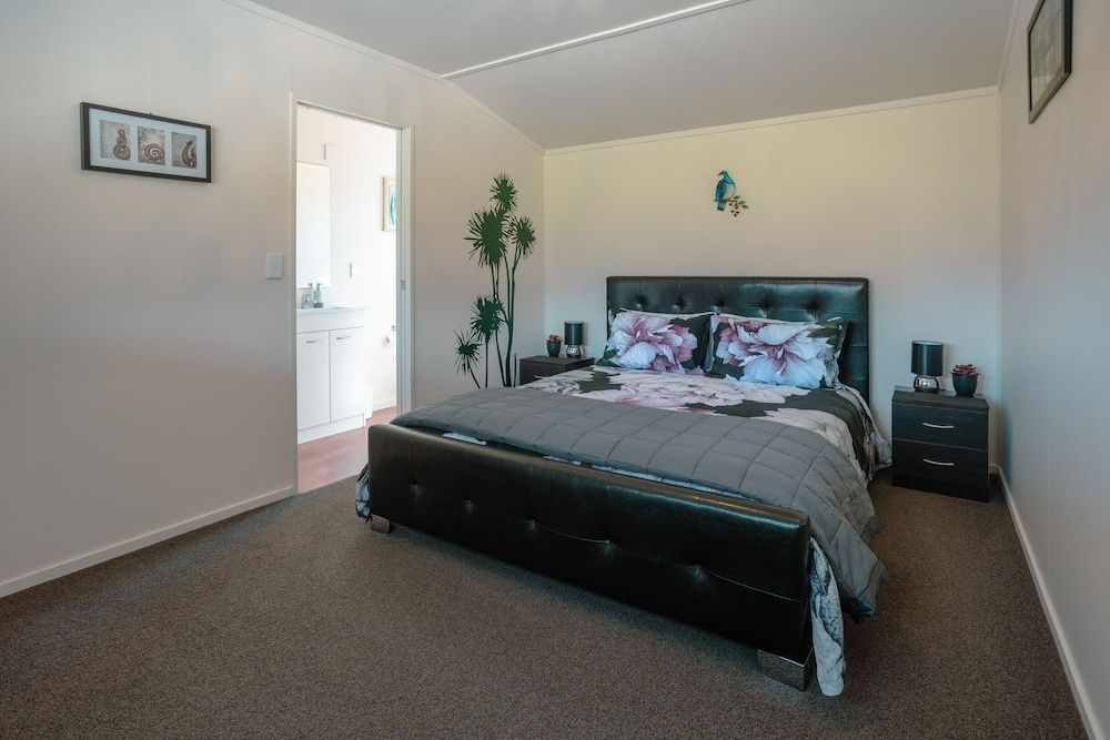 Cottage Tahi