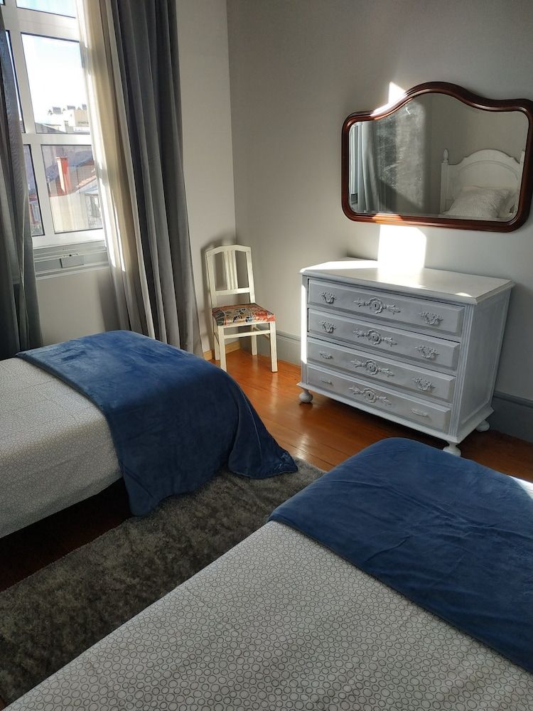 Gabriel Twin Room, Shared Bathroom (B) 2