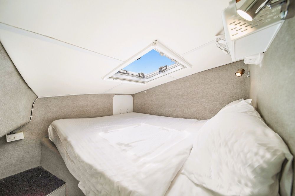 Houseboat, 3 Bedrooms (Aristocat)