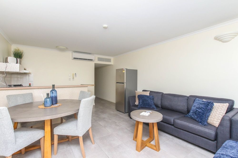 undefined Inner City One Bedroom Apartment 27 7