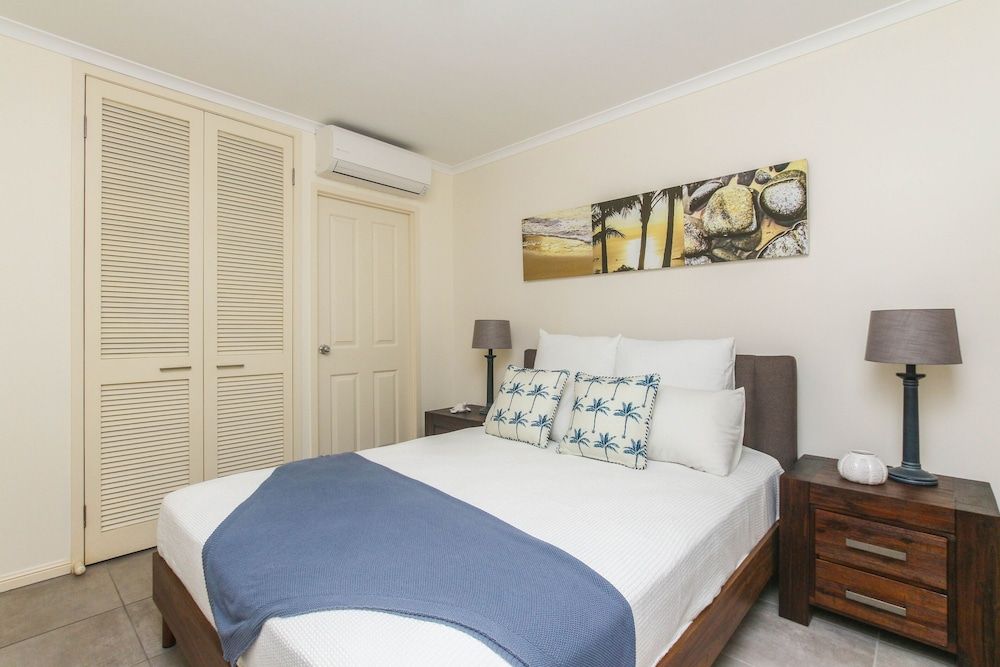 undefined Inner City One Bedroom Apartment 27 4