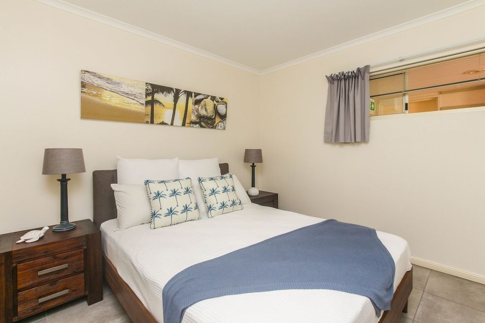 undefined Inner City One Bedroom Apartment 27 3