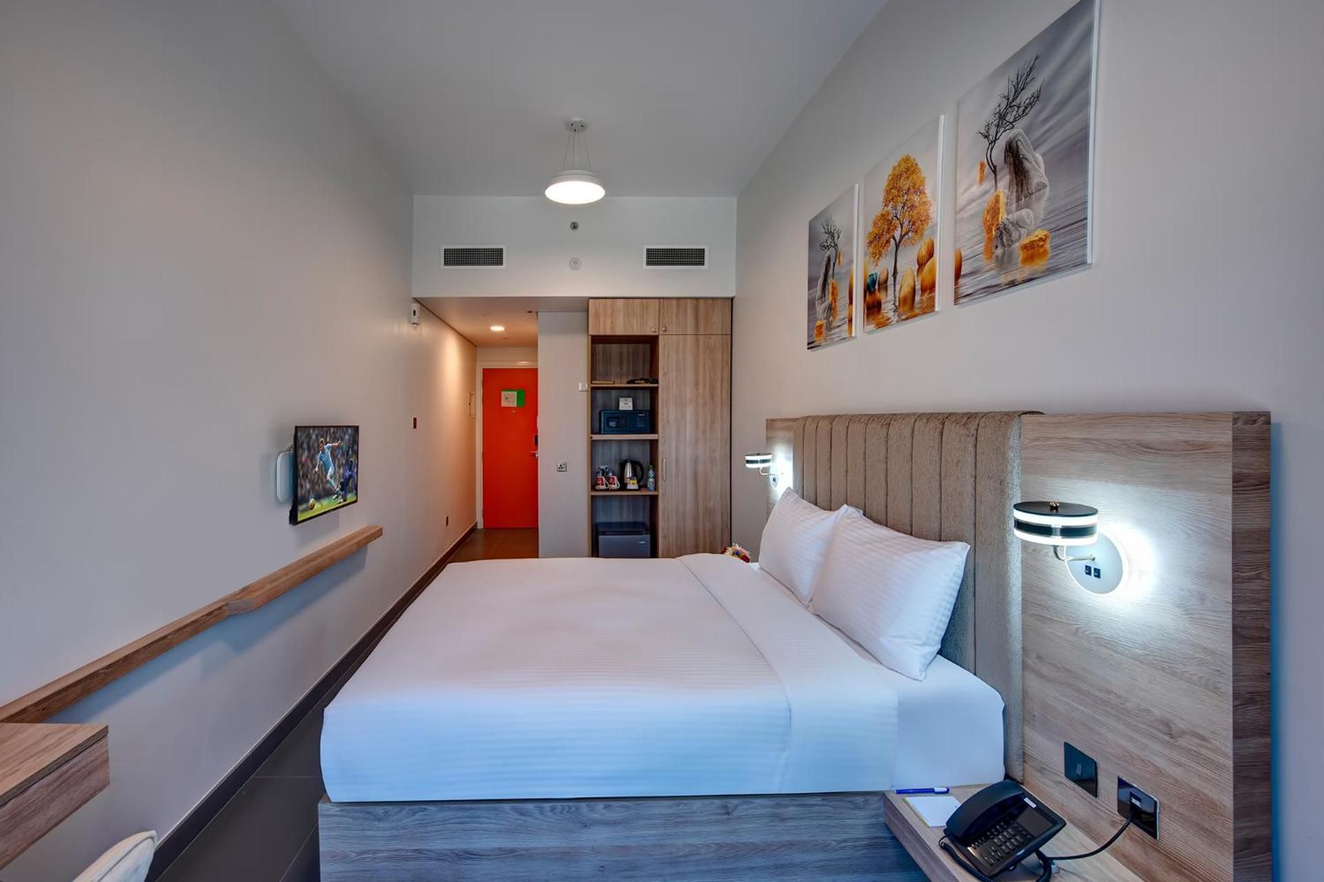 undefined Wescott Hotel 4