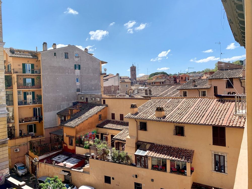 Trastevere Royal Suite Trilussa Classic Room 8