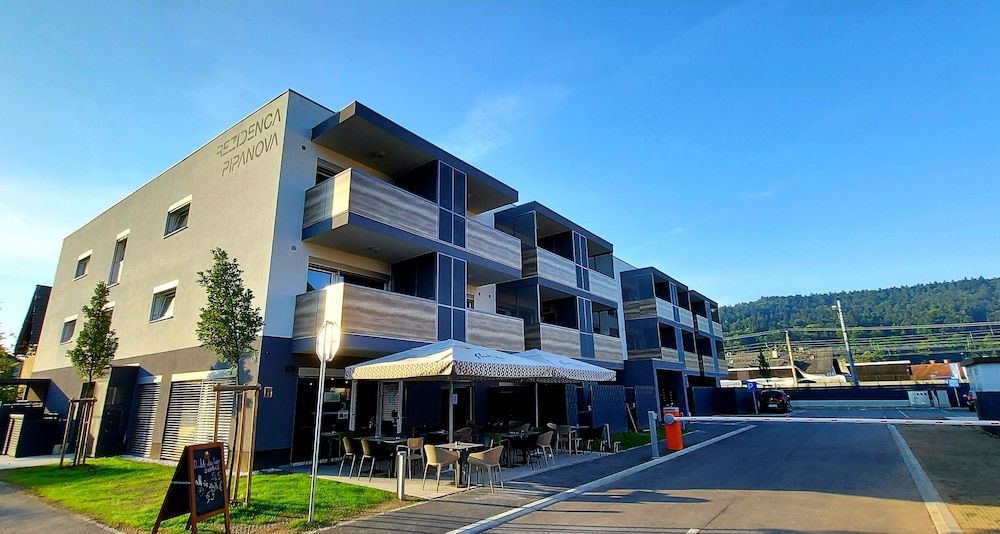 undefined REZIDENCA PIPANOVA 7
