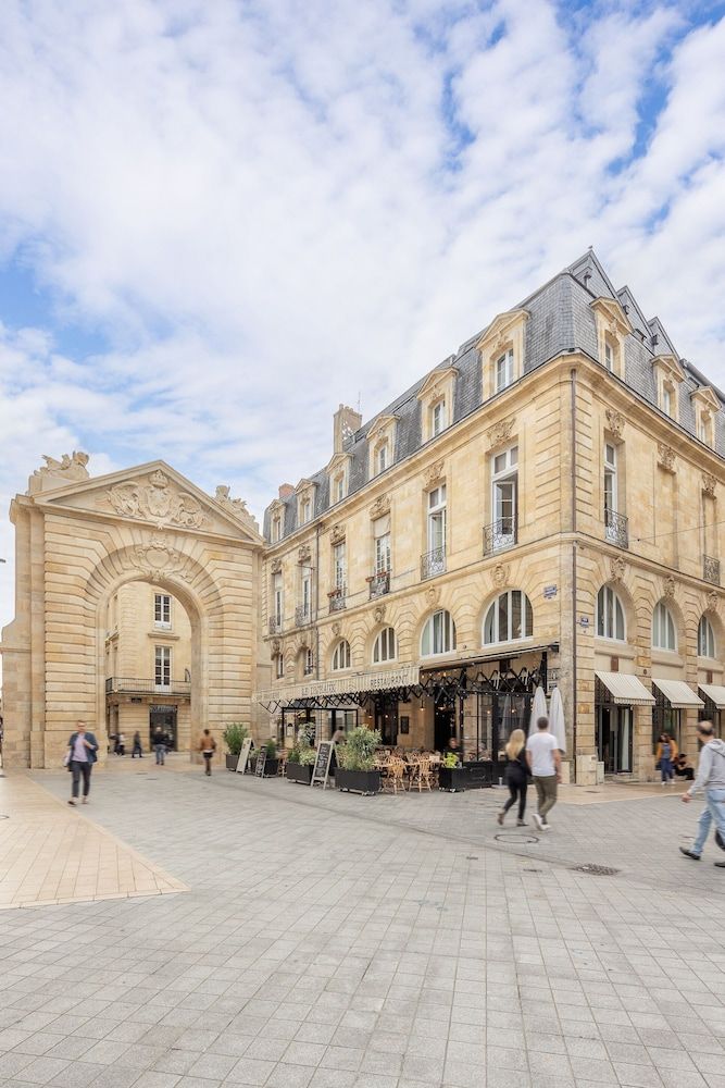 undefined Hotel Madame 7