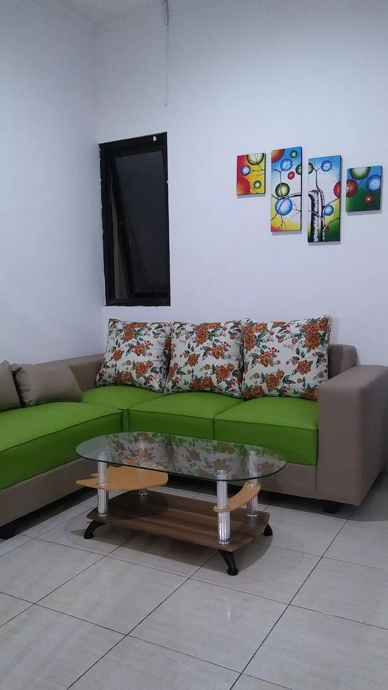 undefined Cozy Residence Muwardi Jakarta 9