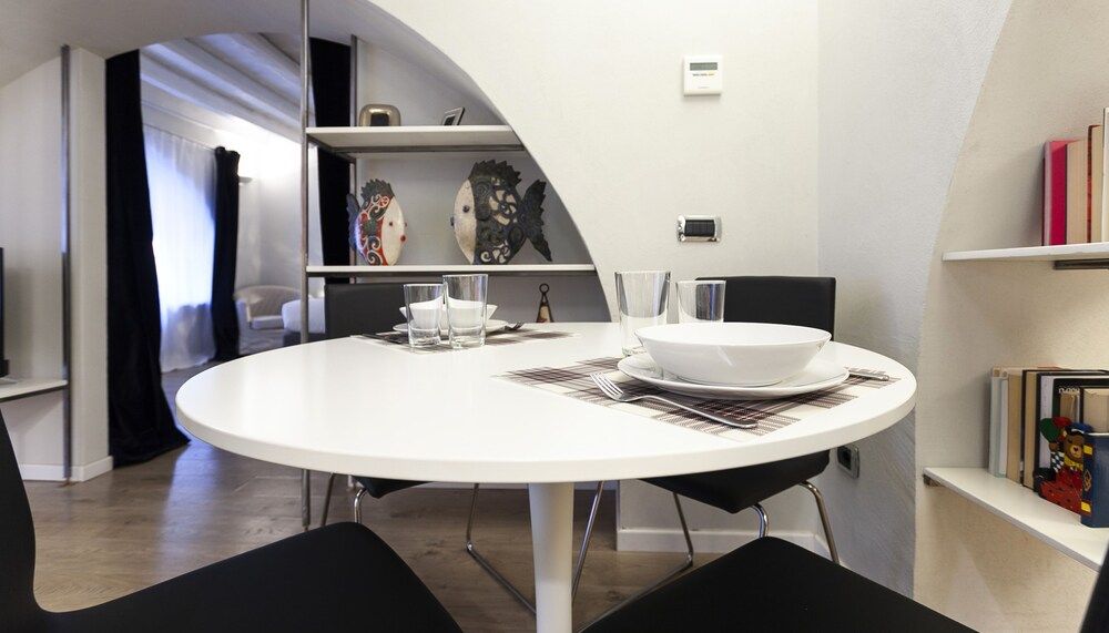 undefined Italianway - Rosales 1 A 8