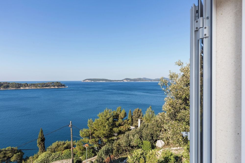 undefined Apartments Lovro 2