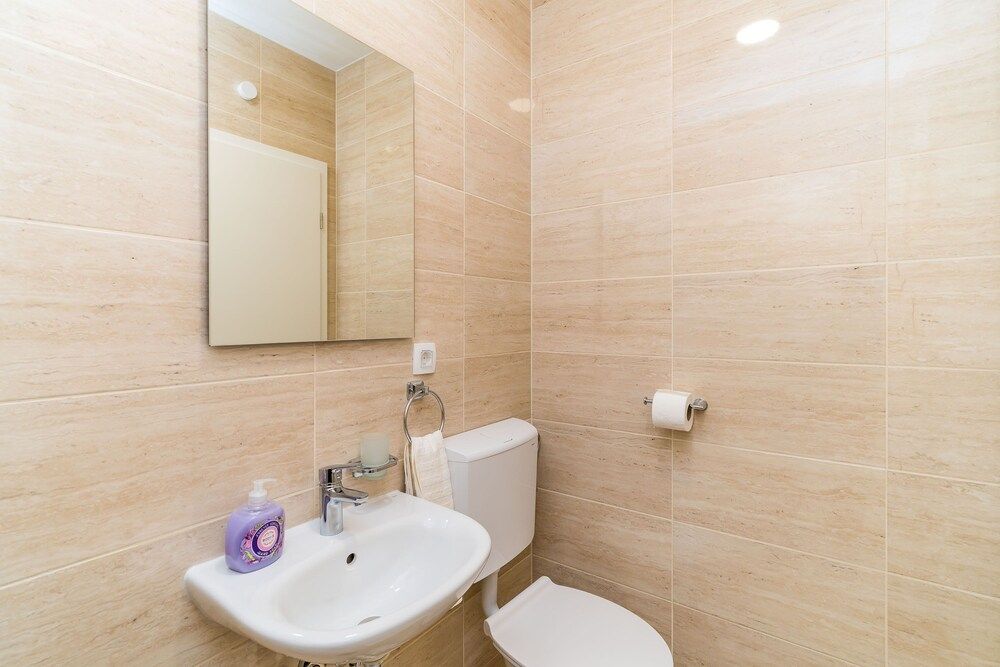 Apartments Šmanjak Studio (Comfort Studio w/ Balcony n City View) 11