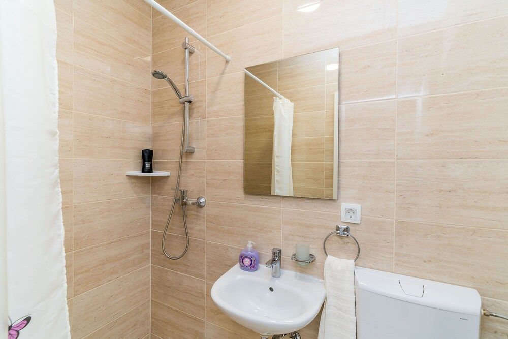 Apartments Šmanjak Studio (Comfort Studio w/ Balcony n City View) 12