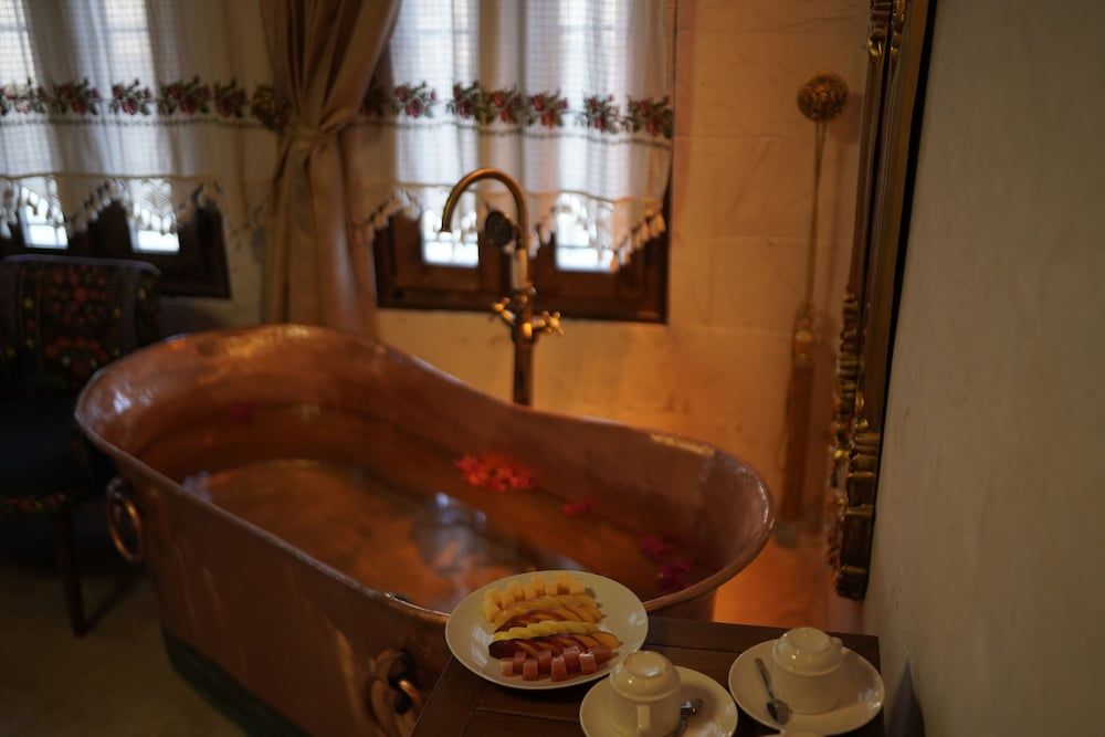 Babil Antique Hotel Deluxe Room 8