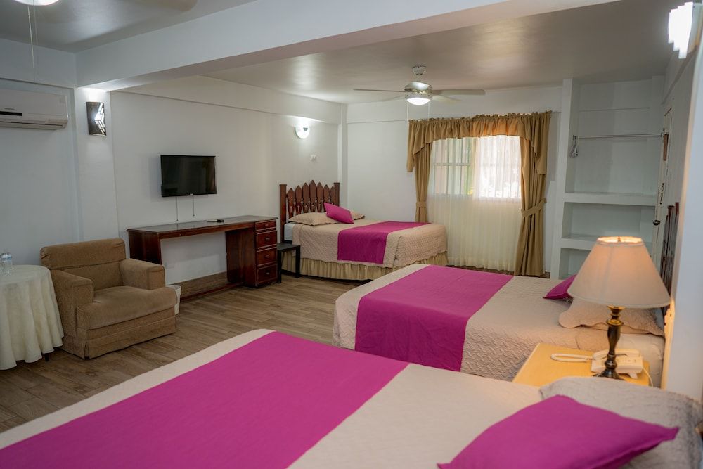 Hotel Casona de La Isla Premium Triple Room, Multiple Beds