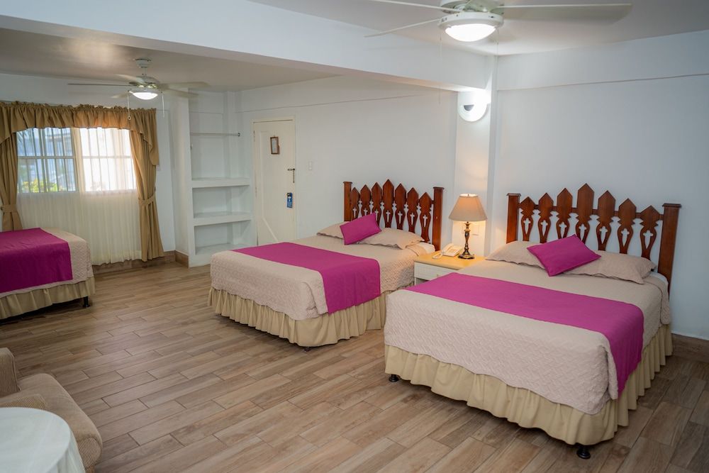 Hotel Casona de La Isla Premium Triple Room, Multiple Beds 2