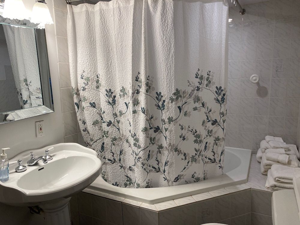 Deluxe Room, Multiple Beds
