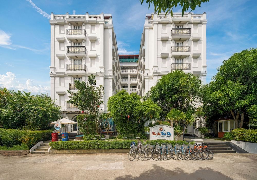 undefined Hoi An Blue Sky Boutique Hotel & Spa 2