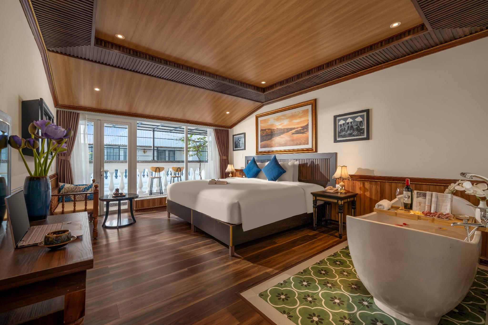 Signature Suite - Balcony