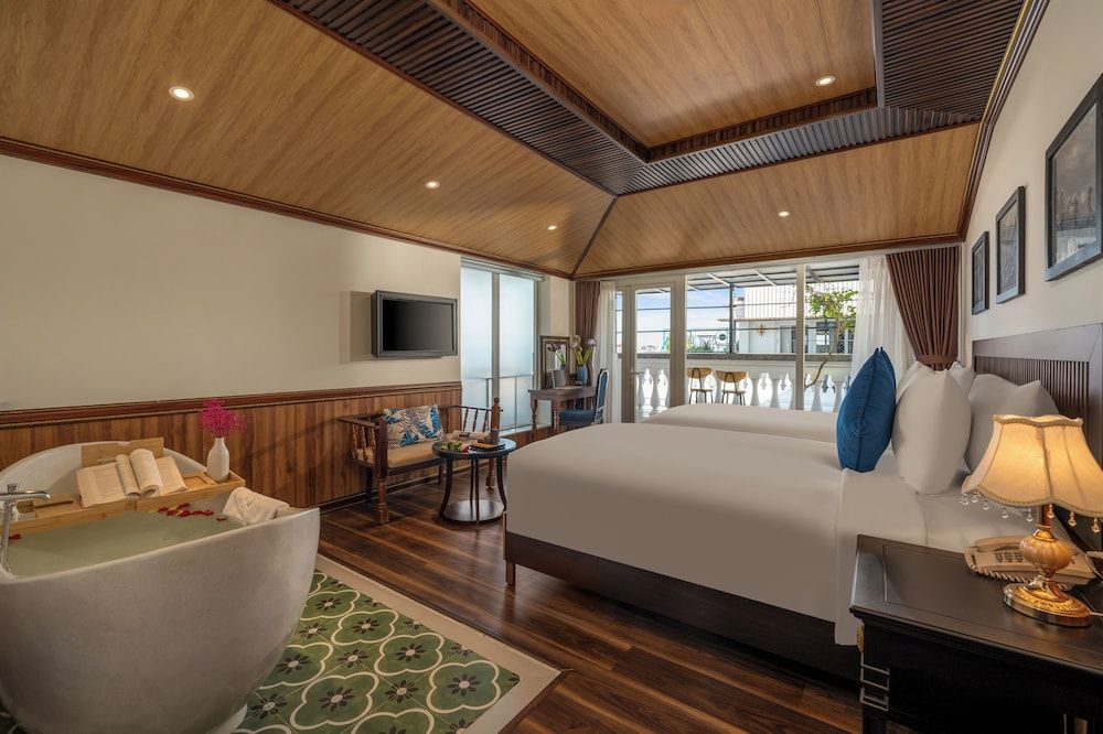Signature Suite Connecting Room