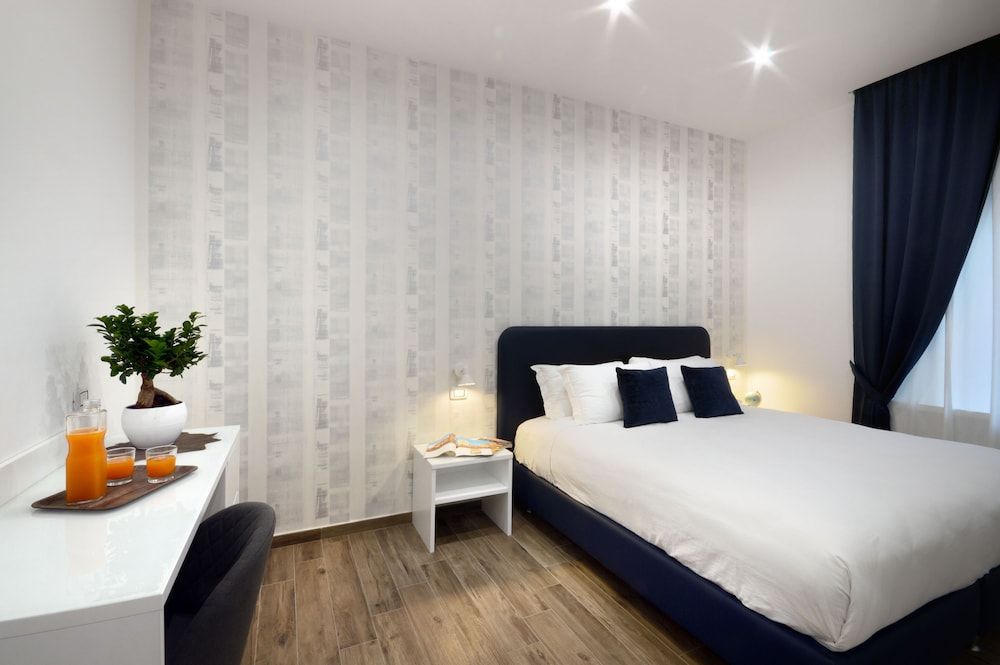 Napoliseason Rooms and Breakfast Deluxe Double Room, Ensuite, Courtyard View 27